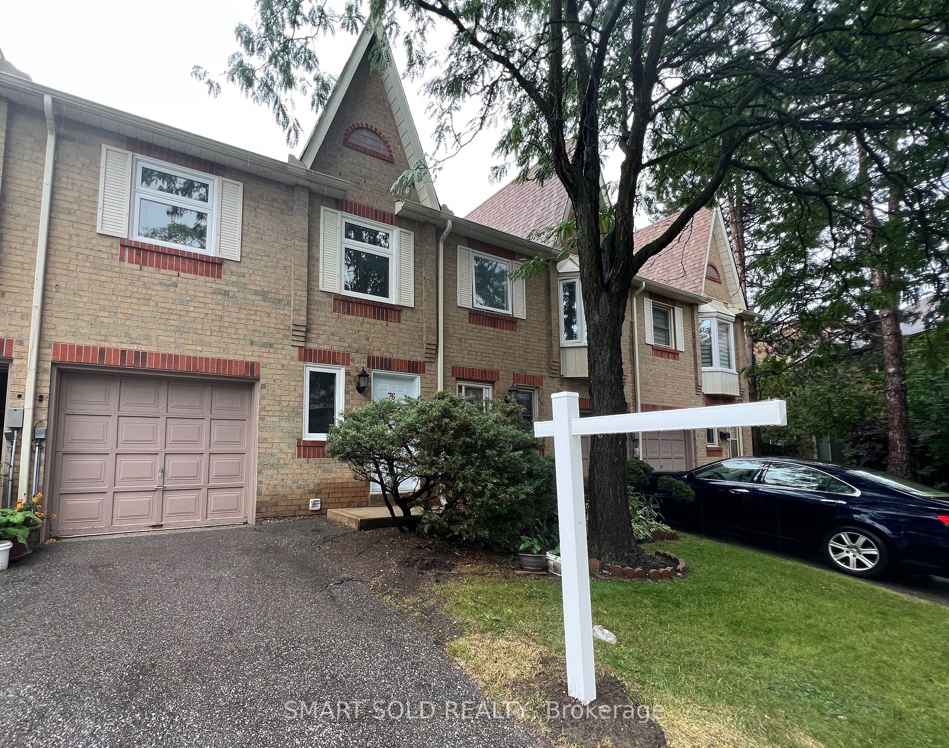 76 10 Cardwell Ave, Scarborough For Sale 799,000 Property.ca