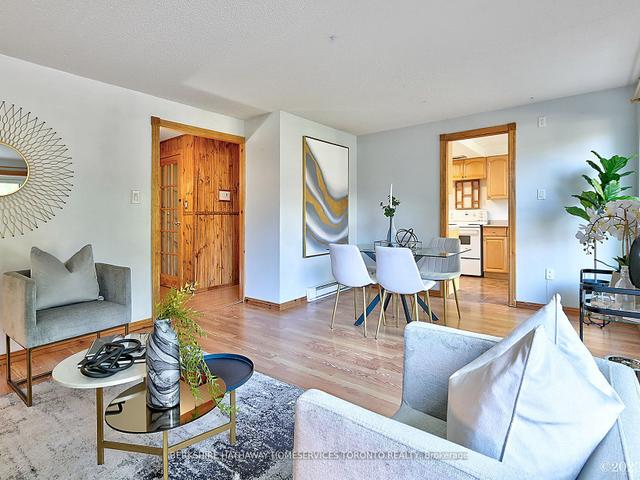 39 43 Taunton Rd E Oshawa Terminated E7040944 Condos ca