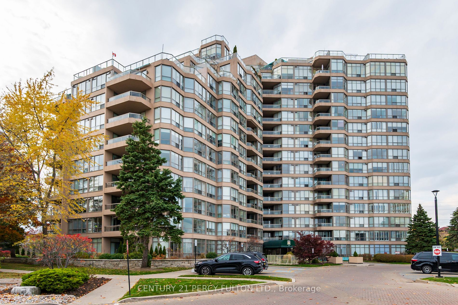 923 10 Guildwood Pkwy, Scarborough Sold, E7272370 Condos.ca