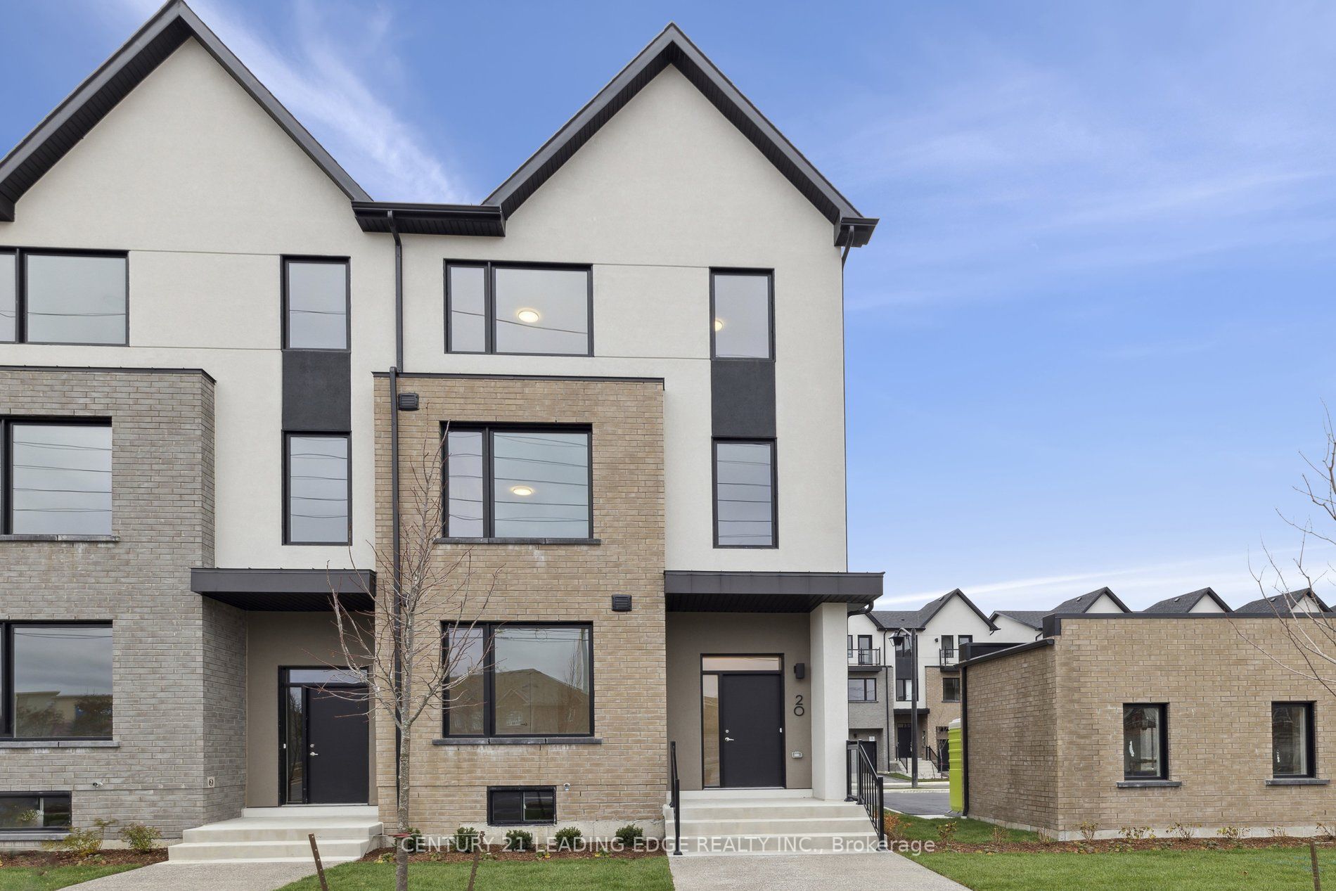 Upper 20 Lively Way, Whitby Leased, E7306750 Condos.ca