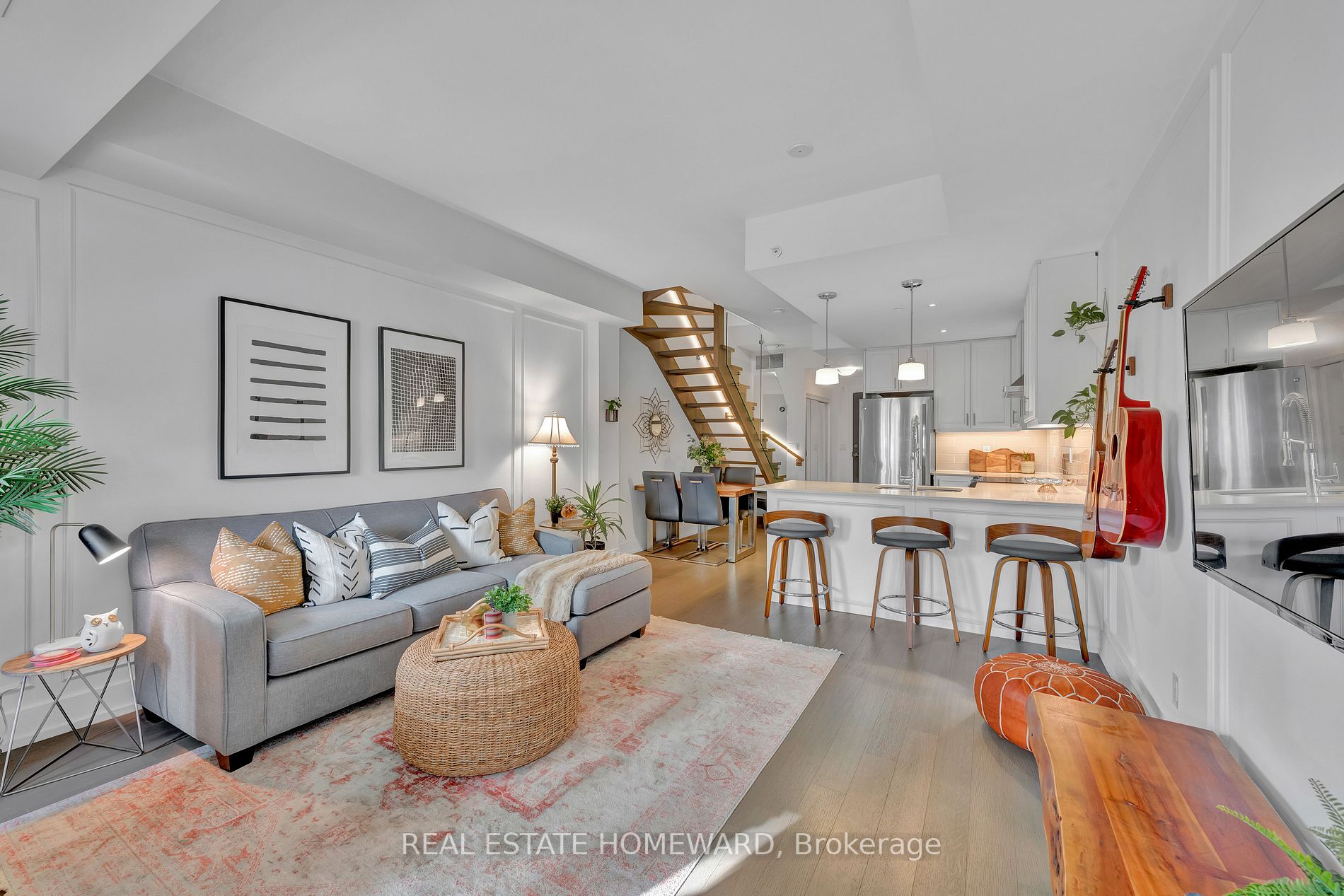 102 2A Queensbury Ave, Scarborough Terminated, E7320898 Condos.ca