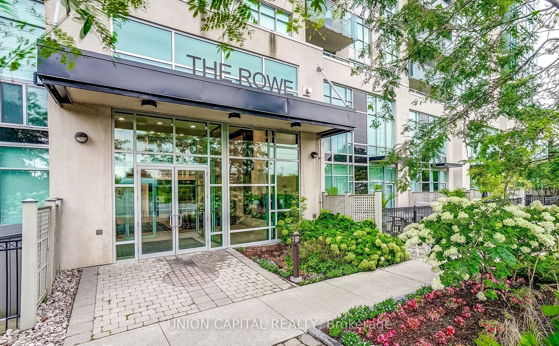 806 1600 Charles St, Whitby Leased, E7349806 Condos.ca