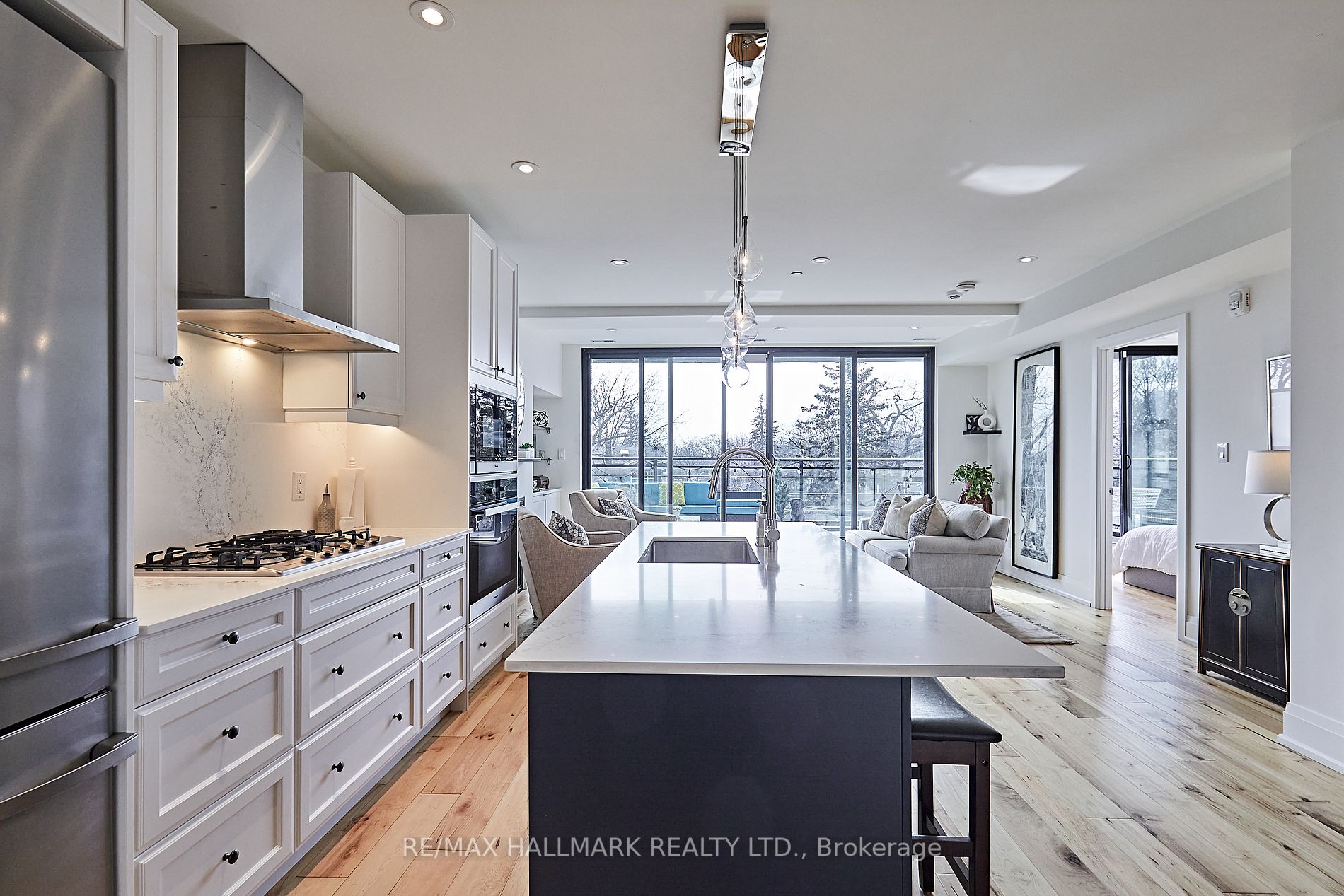 320 365 Beech Ave, Toronto Sold, E8084124 Condos.ca