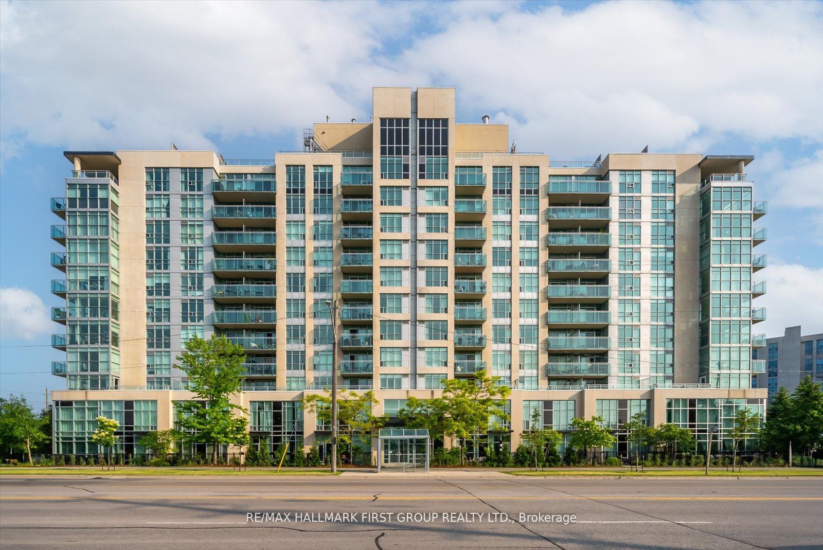 707 1600 Charles St, Whitby Sold, E8114340 Condos.ca