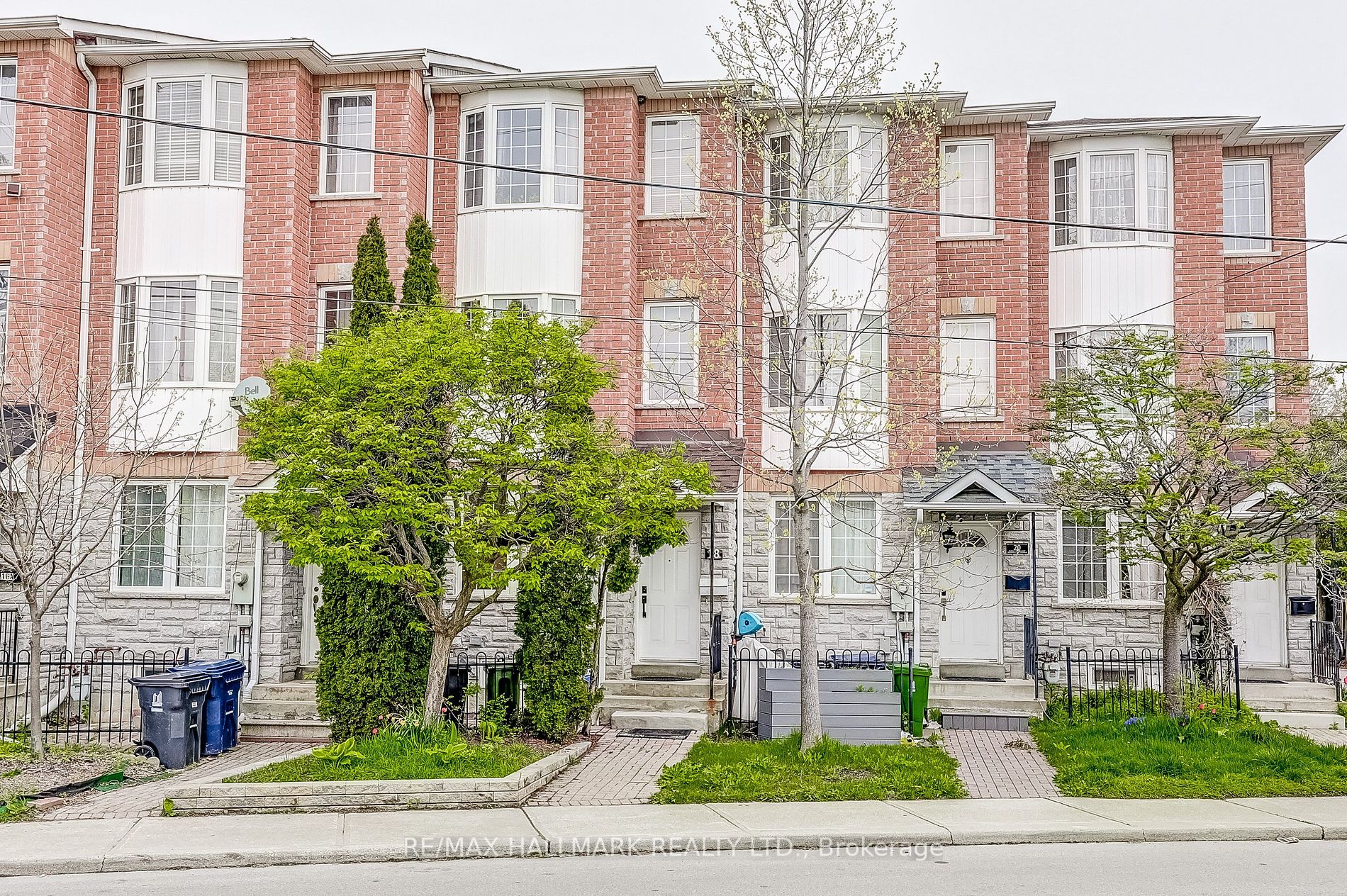 18 Gower St, East York For Sale 858,800 Condos.ca