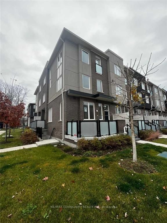 10 45 Huron Park Pl, Scarborough For Rent 3,250 Condos.ca