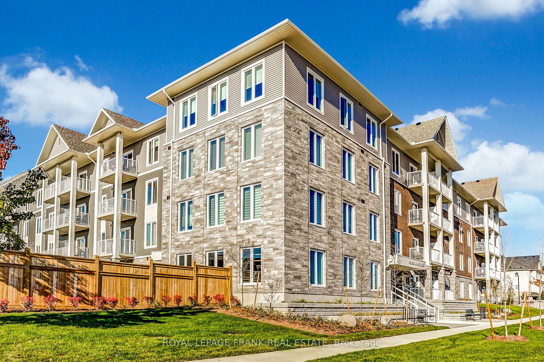 119 290 Liberty St N, Bowmanville For Sale 609,900 Condos.ca