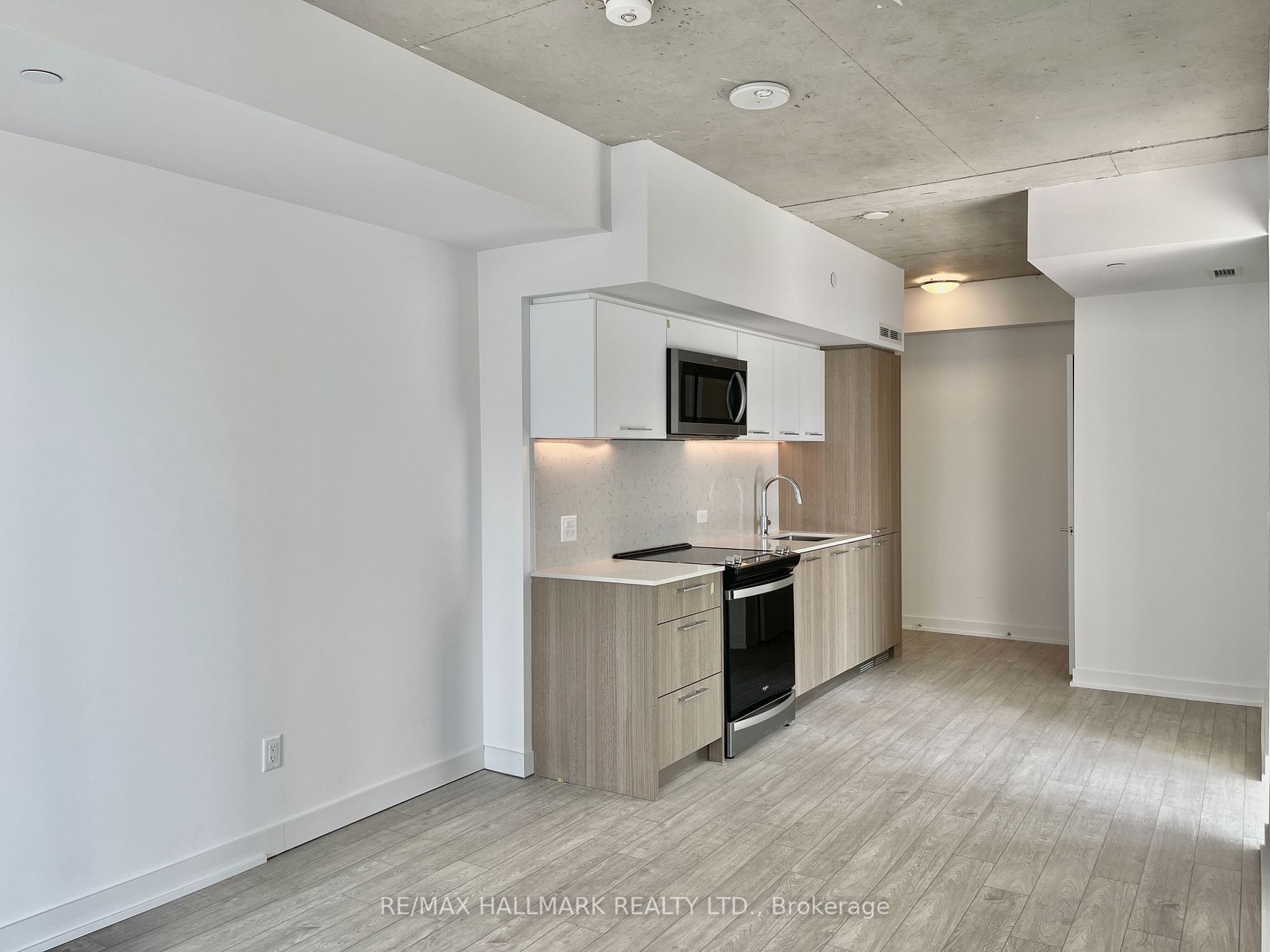 1302 45 Baseball Pl, Toronto For Rent 3,000 Condos.ca