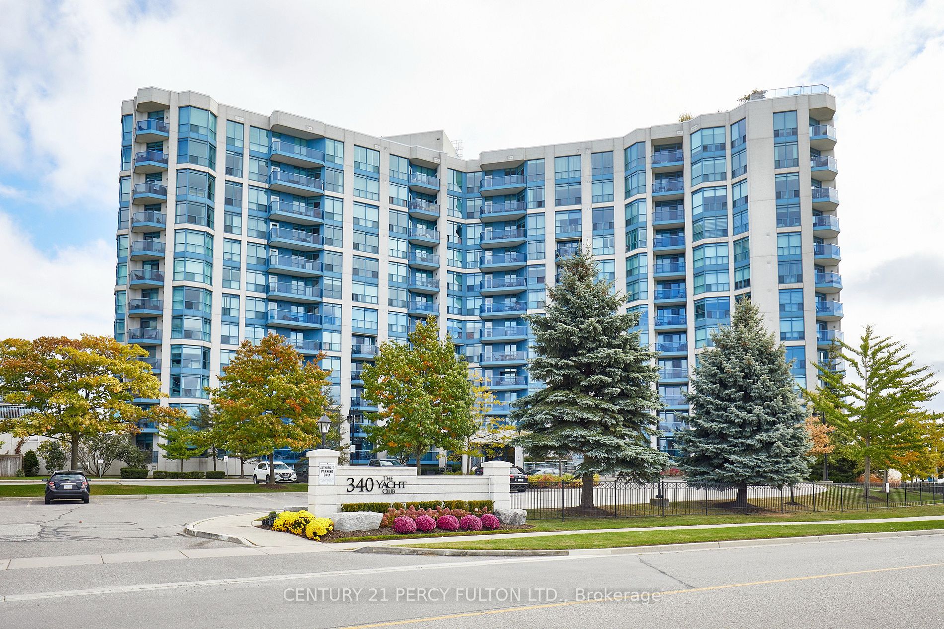 515 340 Watson St W, Whitby For Sale 499,900 Condos.ca