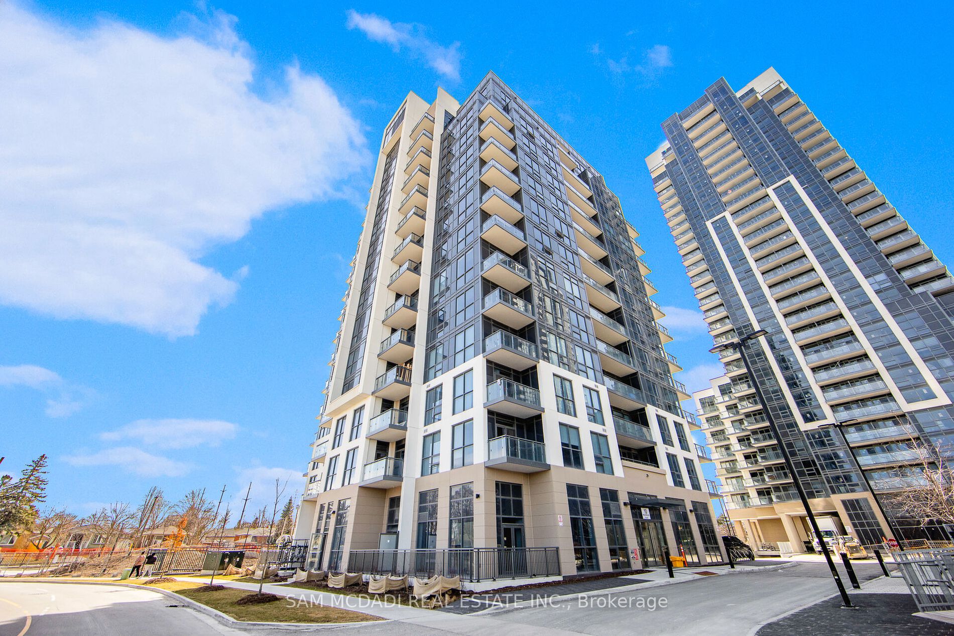 10 Meadowglen Pl, Toronto For Rent 2,800 Condos.ca