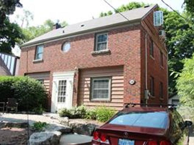 110 TRAYMORE Avenue
