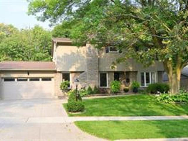 1827 HEATHER HILLS Drive