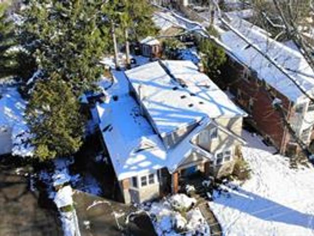 387 Seneca Avenue