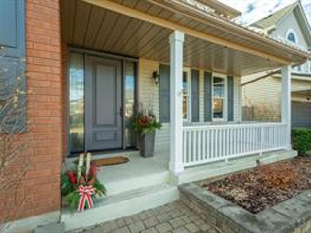 5115 Forest Grove Crescent