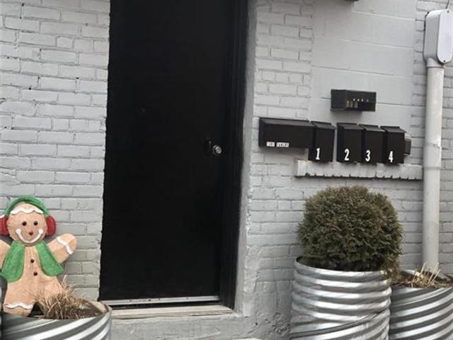 2 Adams Street