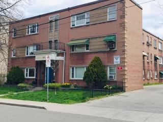 30 - 137 Emerald Street S