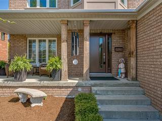 16 Gaines Avenue