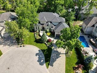 728 Woodhaven Place