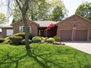 1095 FORESTVALE Drive