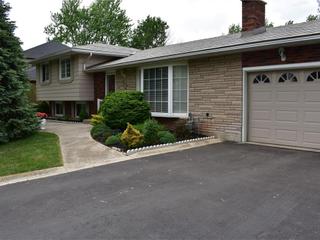 5 Summit Drive