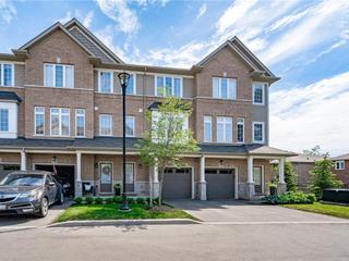 12 - 122 Dundas Street E