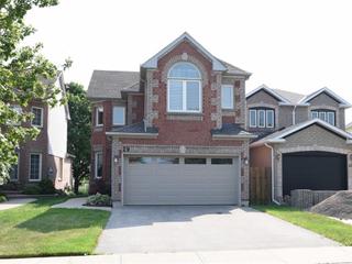 29 HEATHFIELD Crescent