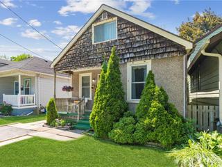 236 BOWMAN Street