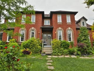 28 FENWICK Place