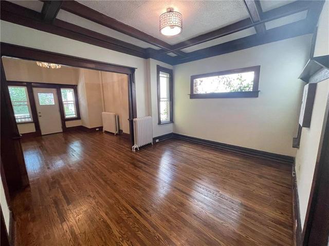 UNIT C - 25 WEST Avenue S