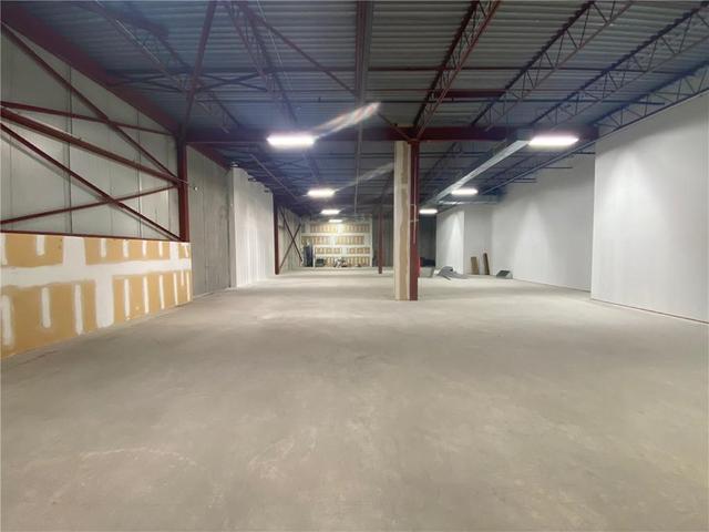 100B - 990 FRASER Drive