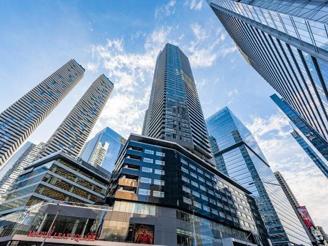 1109 - 65 Bremner Boulevard