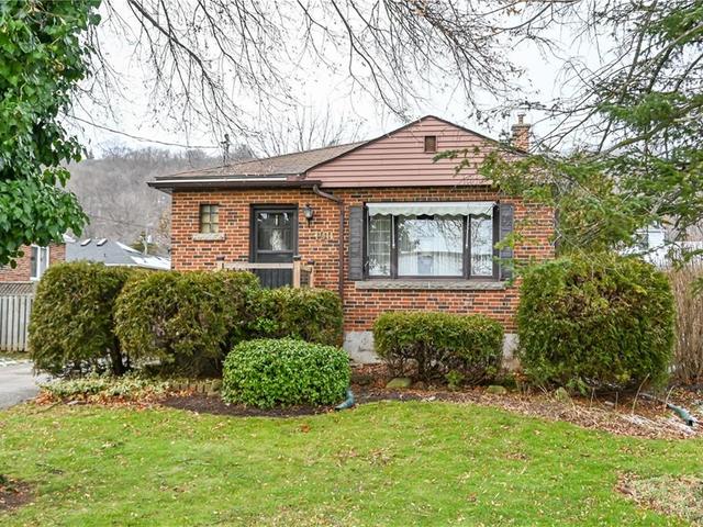 190 CLOVERDALE Avenue