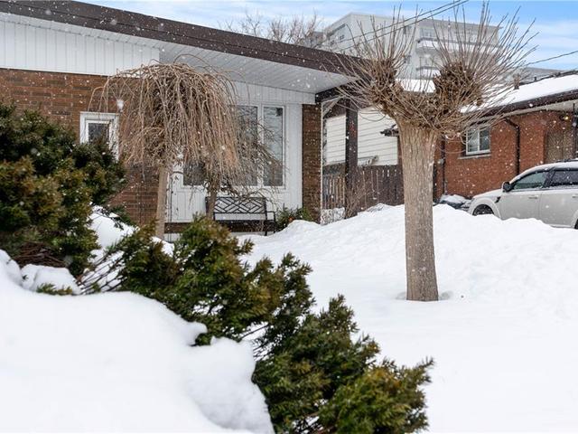 21 Fielding Crescent