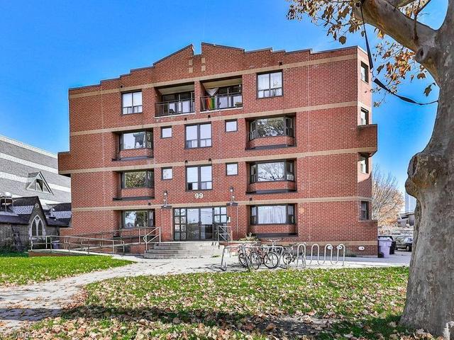 5 - 99 Bellevue Avenue