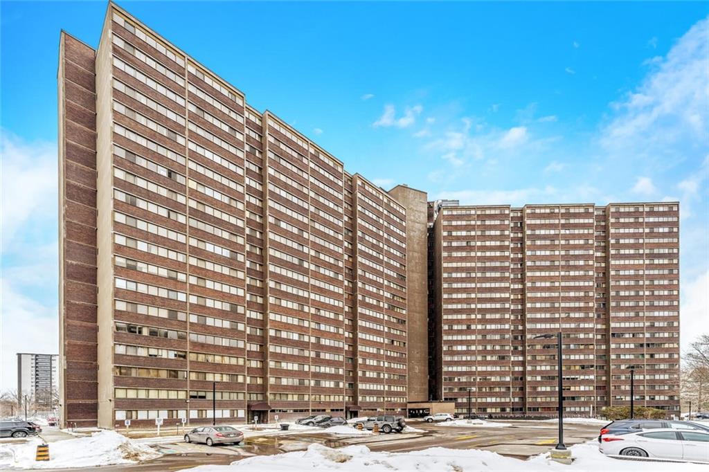 PH19 11 Wincott Drive, Etobicoke Sold, H4129345 Condos.ca
