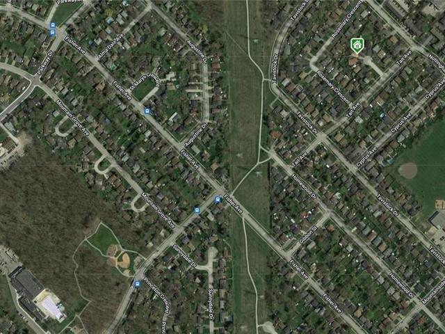 2429 BAVARONT Place