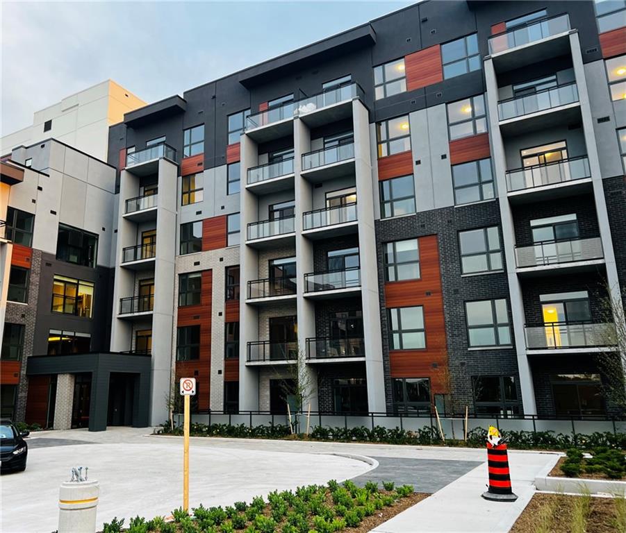 109 95 Dundas Street W, Oakville Leased, H4139300 Condos.ca