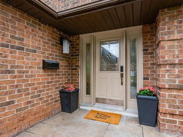 5 Christie Drive