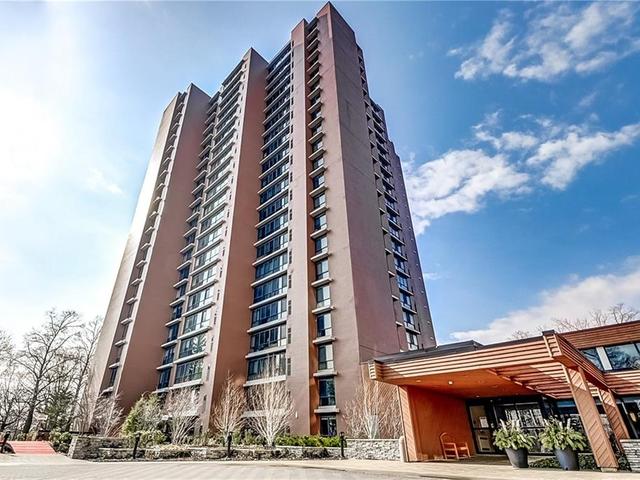 401 - 1400 Dixie Road