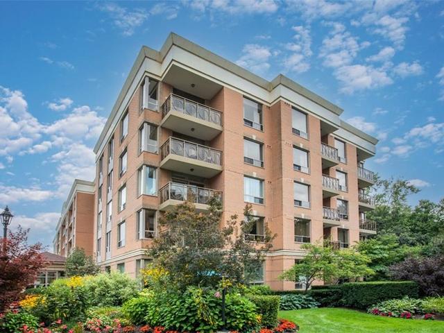 1404 - 100 BURLOAK Drive