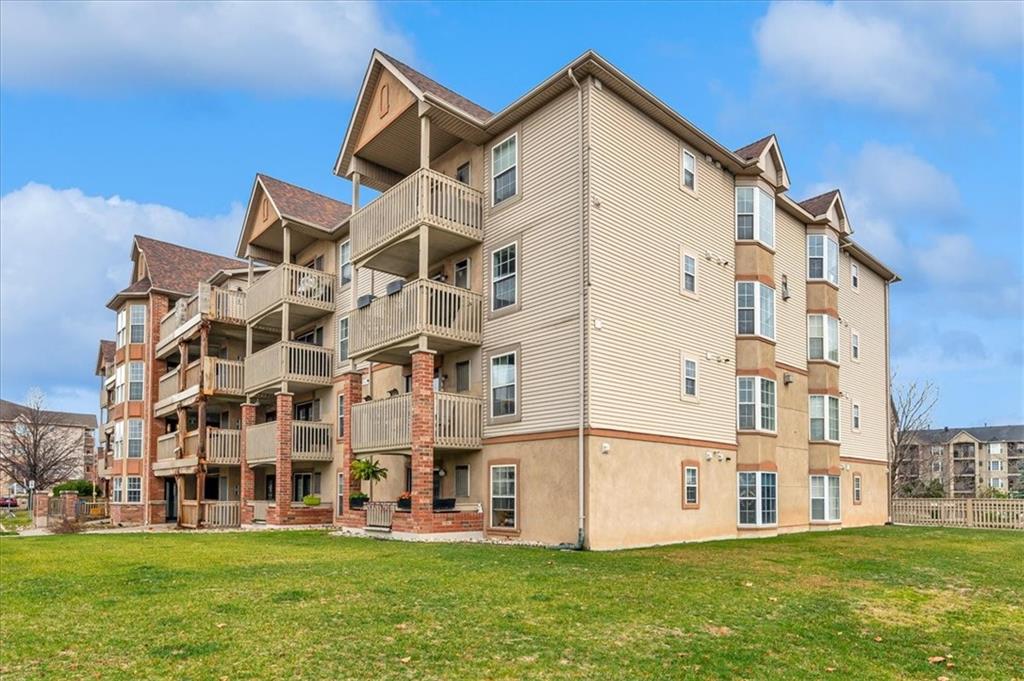 302 4005 KILMER Drive, Burlington Sold, H4151154 Condos.ca