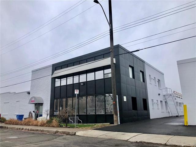 2 - 150 Chatham Street