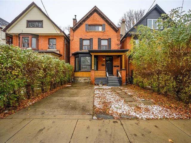 178 EMERALD Street S