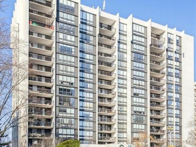 306 - 2185 MARINE Drive