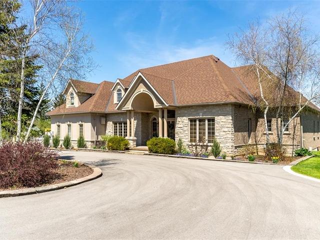 719 Jerseyville Road W