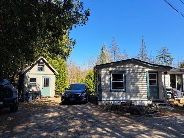 33 - 1085 10th Conc Road W