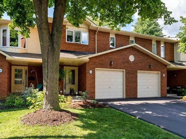 32 - 3115 New Street