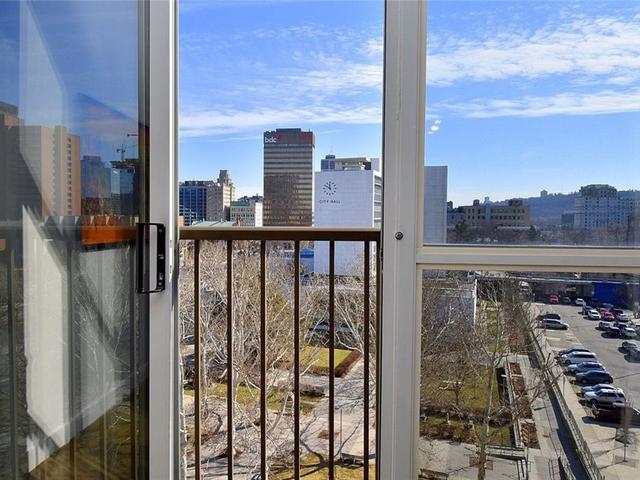 703 - 66 BAY Street S