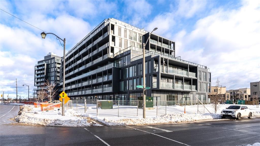 A201 3210 Dakota Common, Burlington Leased, H4154184 Condos.ca