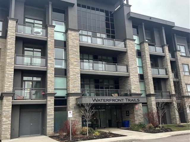 404 - 35 SOUTHSHORE Crescent